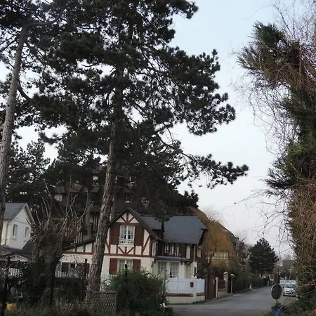 Les Ormeaux